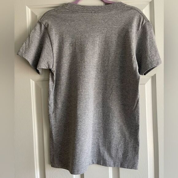 NWT  STAR WARS THE Mandalorian Gray Graphic TMAD ENGINE Size Small UNISEX - Picture 3 of 4